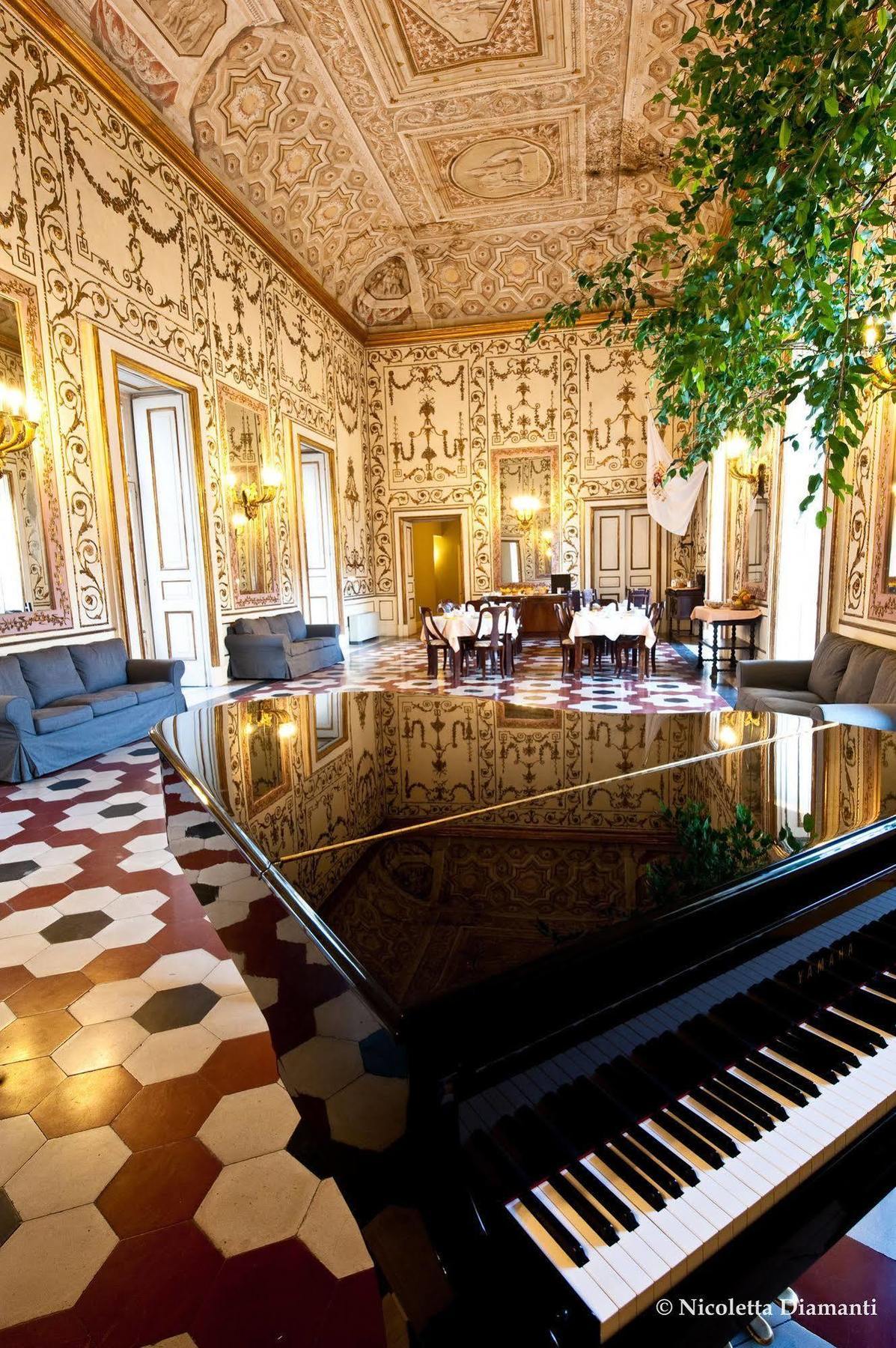 Palazzo Riario Sforza 호텔 나폴리 외부 사진